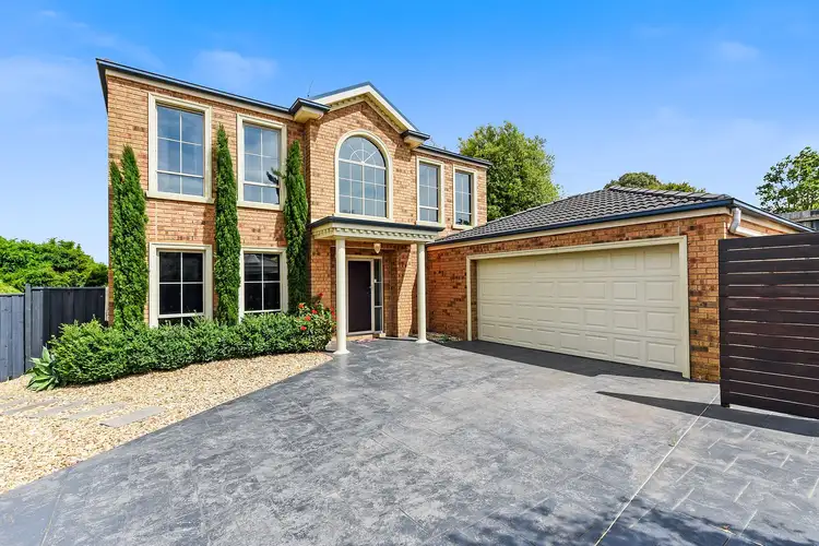 7 St Annes Crescent, Berwick VIC 3806