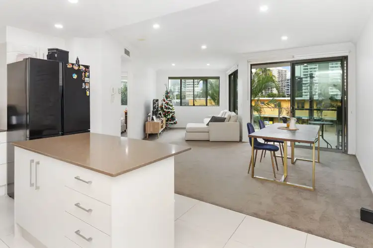 Fifth view of Homely apartment listing, 5/24 Tarcoola Crescent, Chevron Island QLD 4217