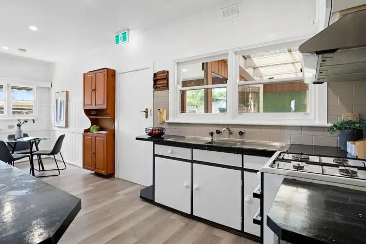 Fifth view of Homely house listing, 583 Grimshaw Street, Bundoora VIC 3083