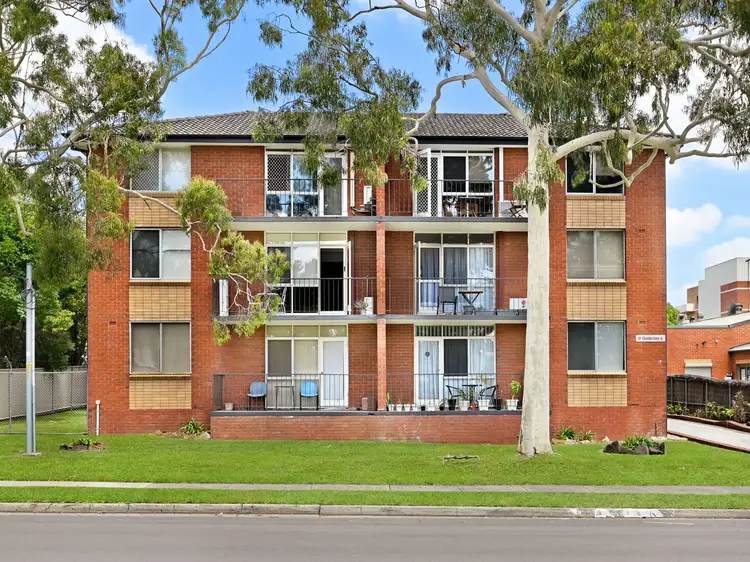 9/19 Chamberlain Street, Campbelltown NSW 2560