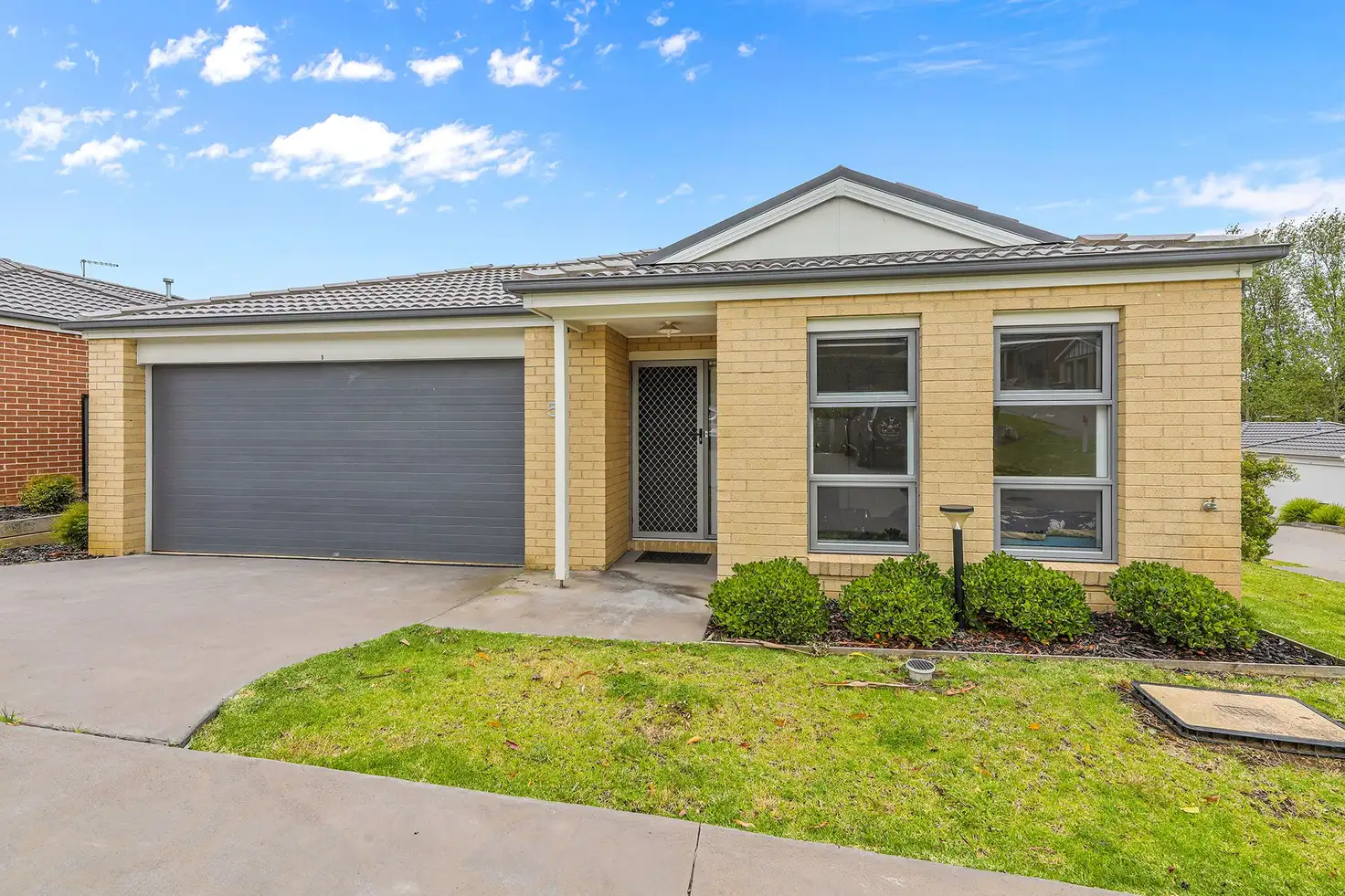 Main view of Homely unit listing, 5 Celtic Avenue, Warragul VIC 3820