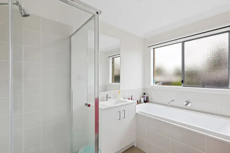Seventh view of Homely unit listing, 5 Celtic Avenue, Warragul VIC 3820