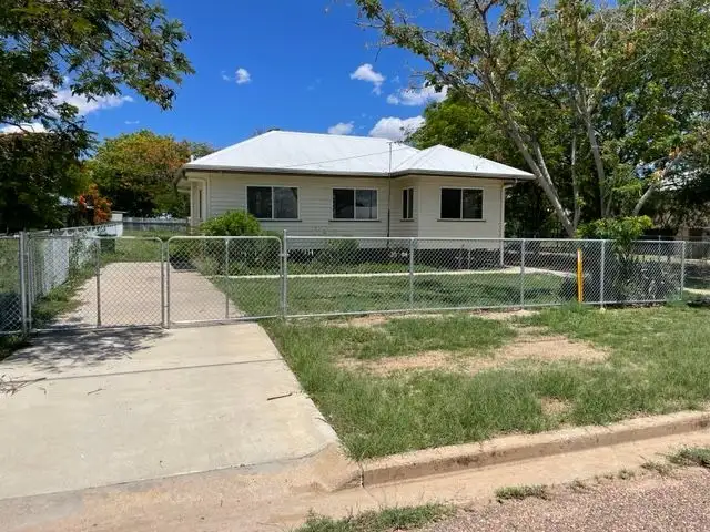 31 Beaconsfield Street, Hughenden QLD 4821