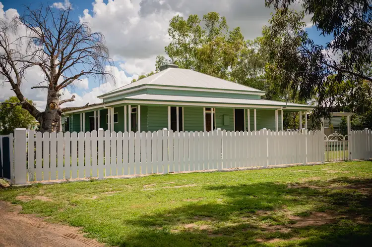22-24 Conlan Street, Roma QLD 4455