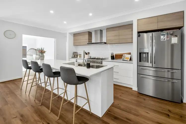 Sixth view of Homely house listing, 7 Mansfield Drive, Werribee VIC 3030