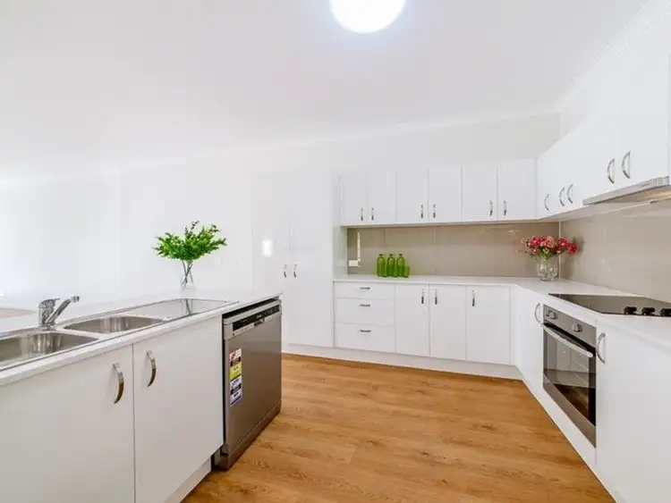 Second view of Homely house listing, 32 Agnes Place, Bli Bli QLD 4560