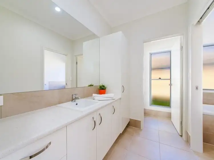 Fifth view of Homely house listing, 32 Agnes Place, Bli Bli QLD 4560