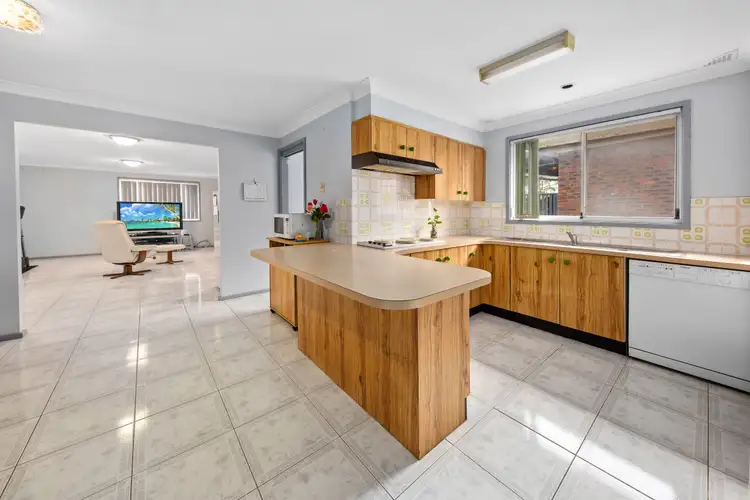 Fifth view of Homely house listing, 4 Orford Place, Illawong NSW 2234