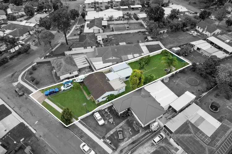 Second view of Homely house listing, 4 Glenwari Street, Sadleir NSW 2168