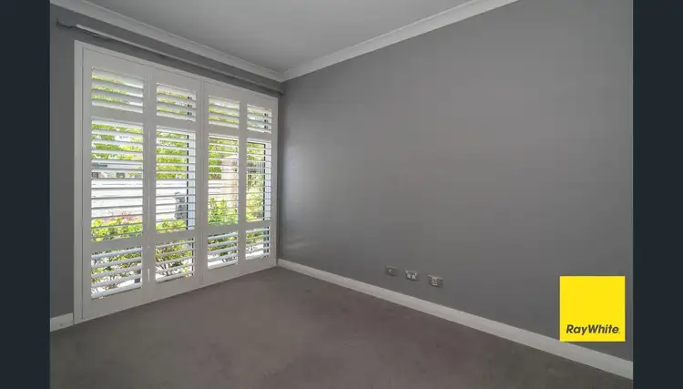 Sixth view of Homely house listing, 19 The Embankment, South Guildford WA 6055