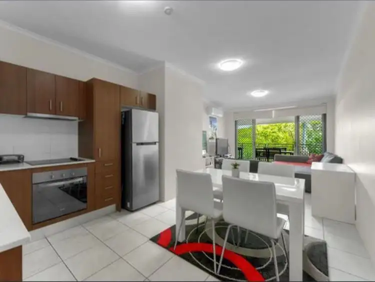 Third view of Homely apartment listing, 8/3 Wickham Street, Newmarket QLD 4051
