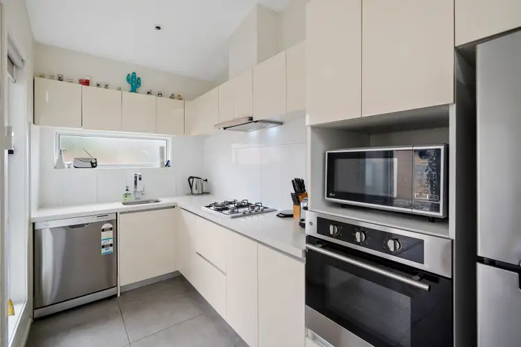 Sixth view of Homely unit listing, 8/9 Stamford Crescent, Rowville VIC 3178