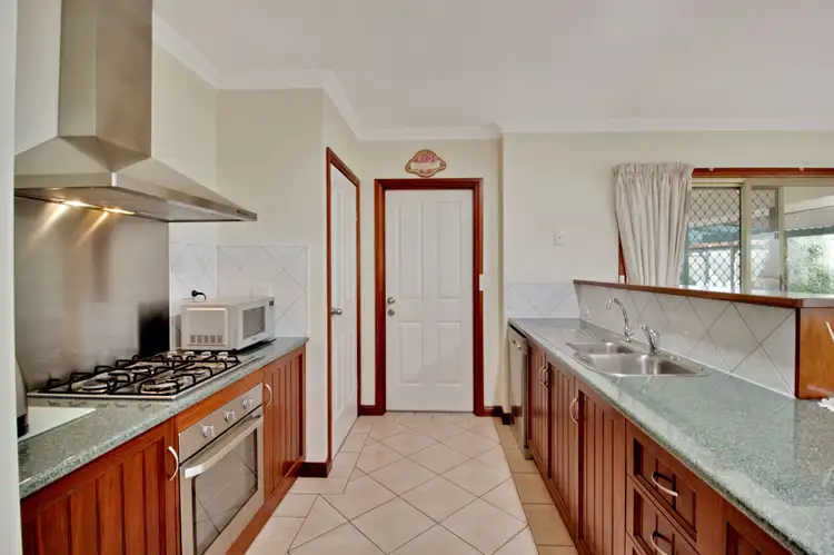 Fifth view of Homely house listing, 2 Eckermann Close, Paringa SA 5340