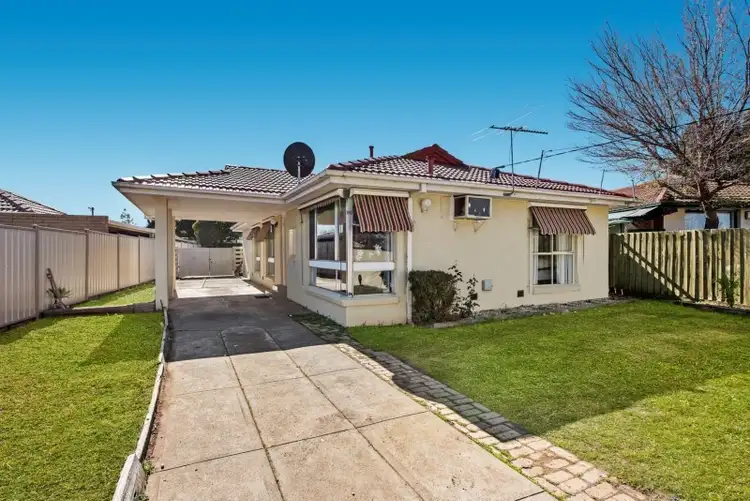 10 Corella Avenue, Melton VIC 3337