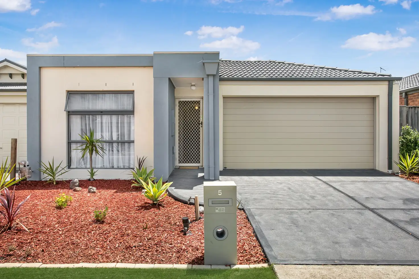 Main view of Homely house listing, 5 Field Street, Pakenham VIC 3810