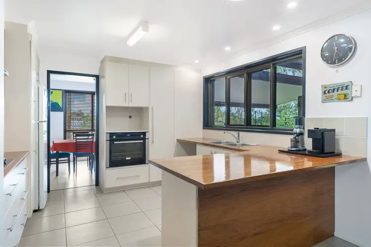 Sixth view of Homely house listing, 6 Lyn Court, Mount Warren Park QLD 4207