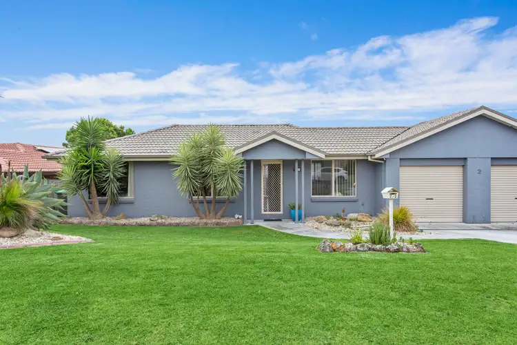 2/2 Elliott Place, Kiama Downs NSW 2533