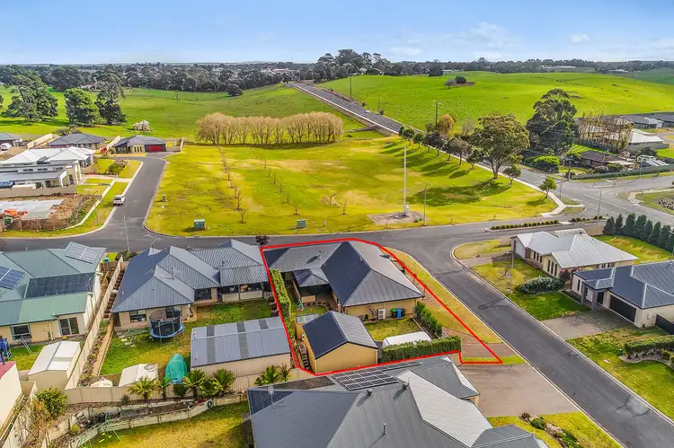 Second view of Homely house listing, 2 Mariner Court, Mount Gambier SA 5290