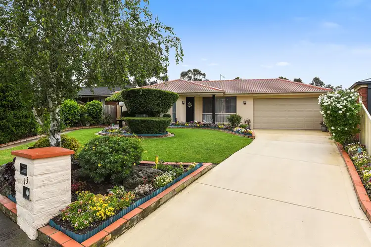 13 Murndal Court, Berwick VIC 3806