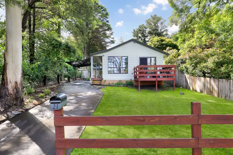 21 St Elmo Avenue, Blackheath NSW 2785