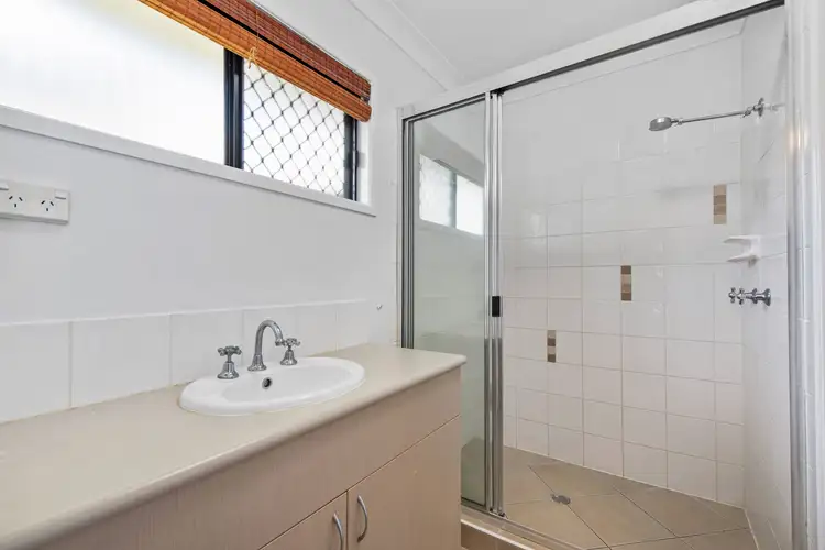 Sixth view of Homely house listing, 7 Wexford Crescent, Mount Low QLD 4818