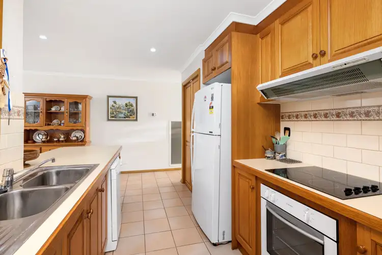 Sixth view of Homely house listing, 6 Wimera Close, Romsey VIC 3434
