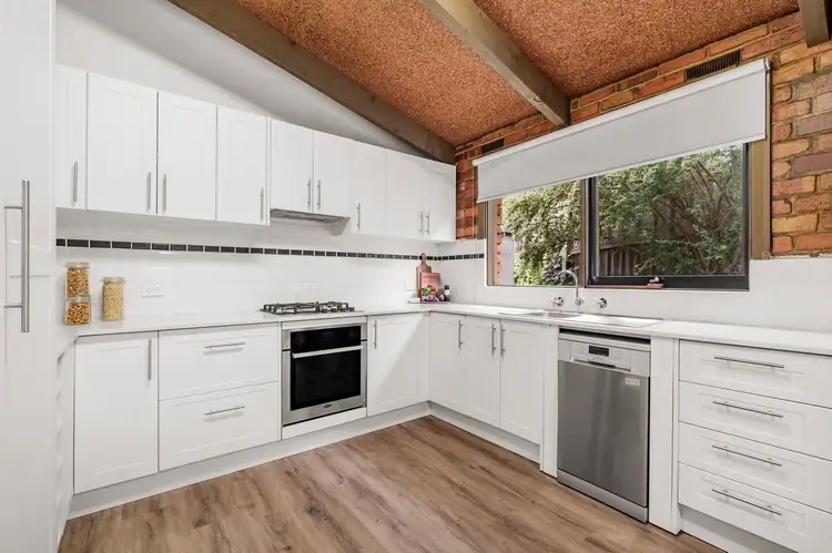 3/836 Main Road, Eltham VIC 3095
