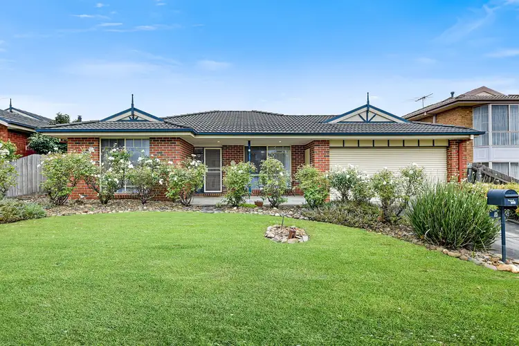 9 Knights Bridge Court, Narre Warren VIC 3805