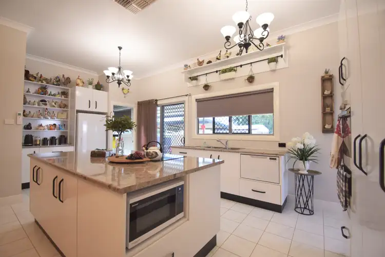 154 Galah Street, Longreach QLD 4730