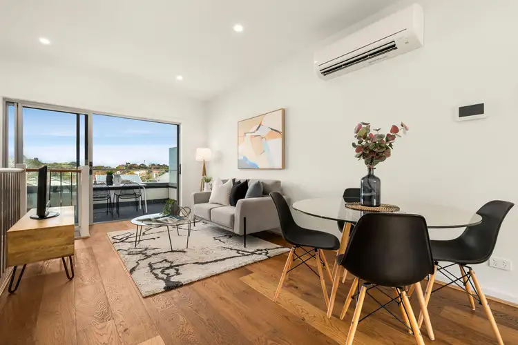 Main view of Homely townhouse listing, 2/80 Hope Street, Brunswick VIC 3056