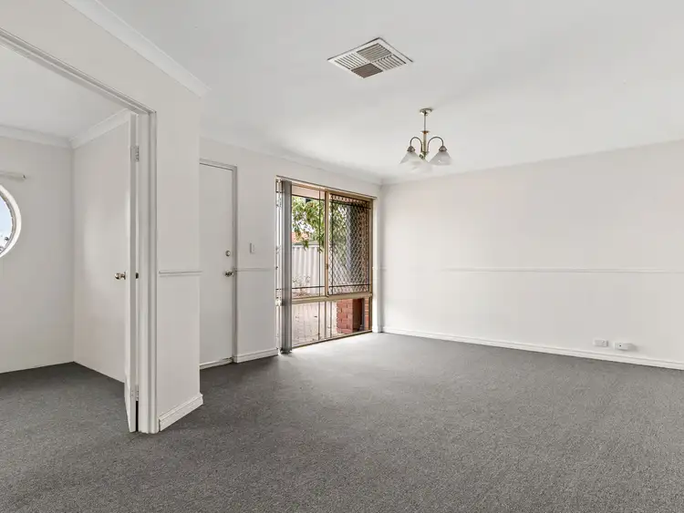 Seventh view of Homely house listing, 19 Hopkins Place, Waikiki WA 6169