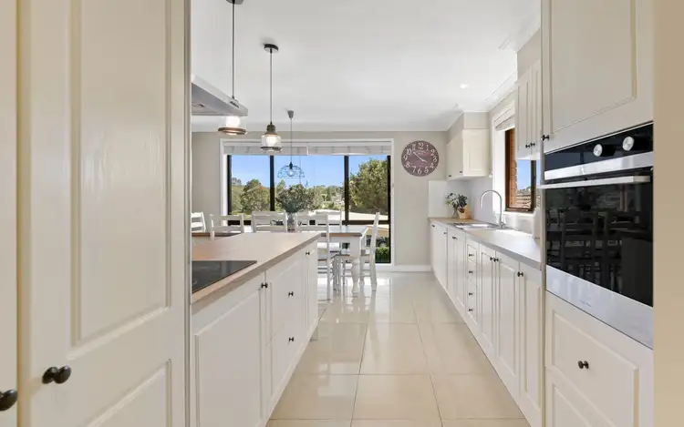 Fifth view of Homely house listing, 6 Cullen Place, Minto NSW 2566