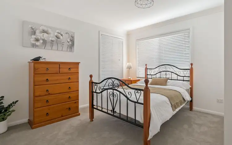Sixth view of Homely house listing, 6 Cullen Place, Minto NSW 2566