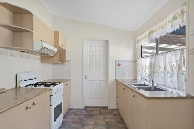 Second view of Homely house listing, 5 James Campbell Place, Kincumber NSW 2251