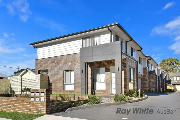 2/34 Sydney Street, St Marys NSW 2760
