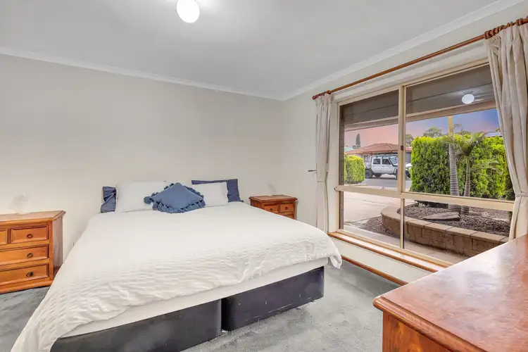 Fifth view of Homely house listing, 2 Silvertop Court, Craigmore SA 5114