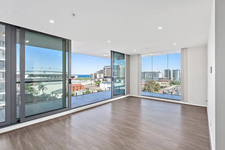 402/30 Burelli Street, Wollongong NSW 2500