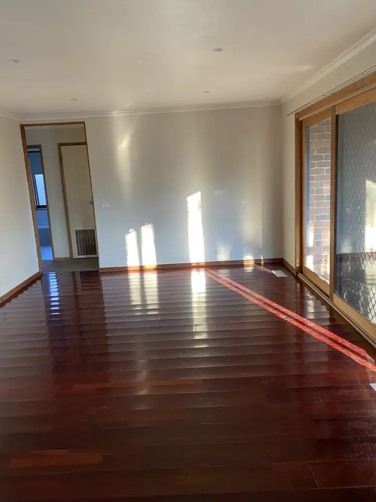 Fifth view of Homely house listing, 2 Antrim Close, Endeavour Hills VIC 3802