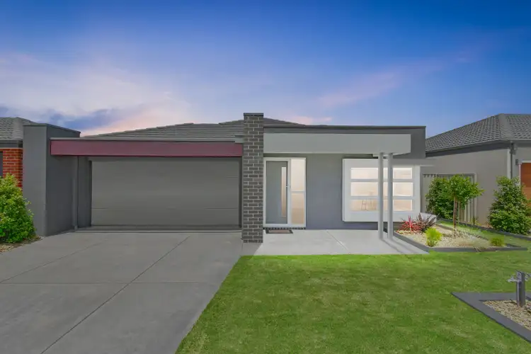 10 Warbler Street, Pakenham VIC 3810