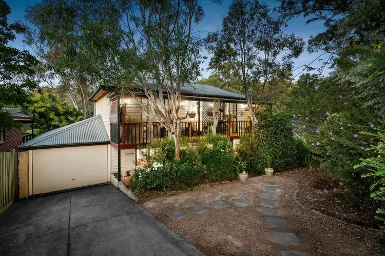 31 Bishop Avenue, Diamond Creek VIC 3089