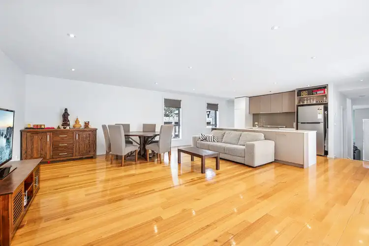 Second view of Homely house listing, 17 Magenta Court, Mount Waverley VIC 3149
