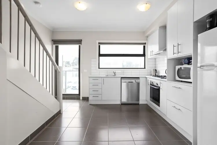 107/141 Windermere Boulevard, Pakenham VIC 3810