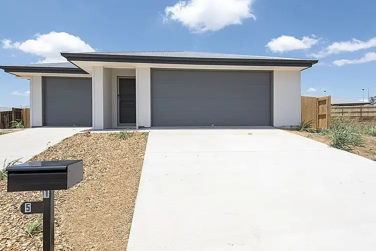 1&2/5 Templeton Court, Westbrook QLD 4350