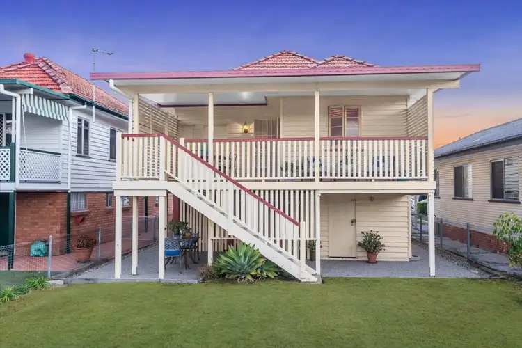 48 Raceview Avenue, Hendra QLD 4011