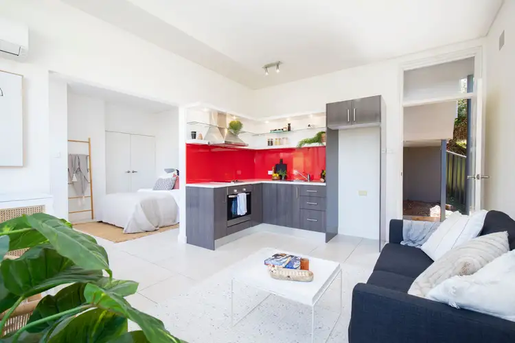 Second view of Homely unit listing, 5/4 Hillview Crescent, The Hill NSW 2300