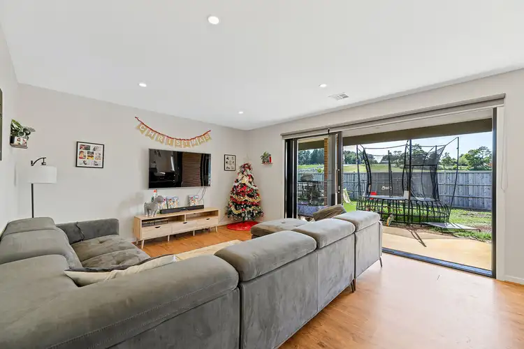 Sixth view of Homely house listing, 35 Sunnybrook Avenue, Warragul VIC 3820