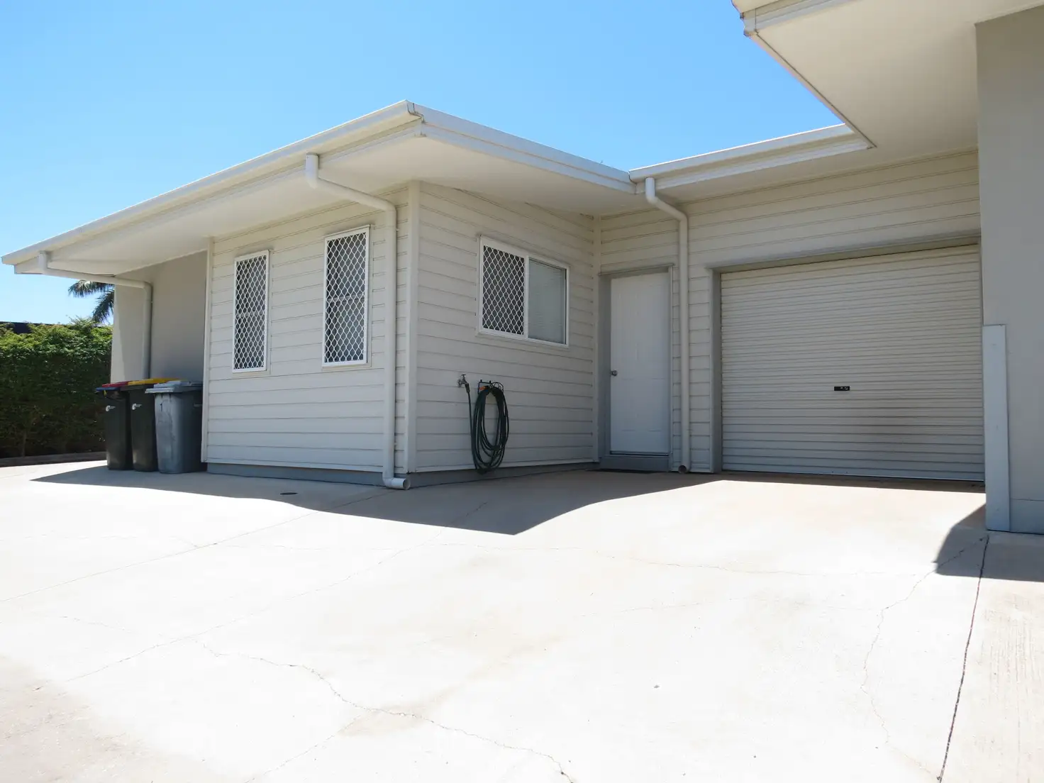 Main view of Homely townhouse listing, 1/21 Mayfair Drive, Emerald QLD 4720