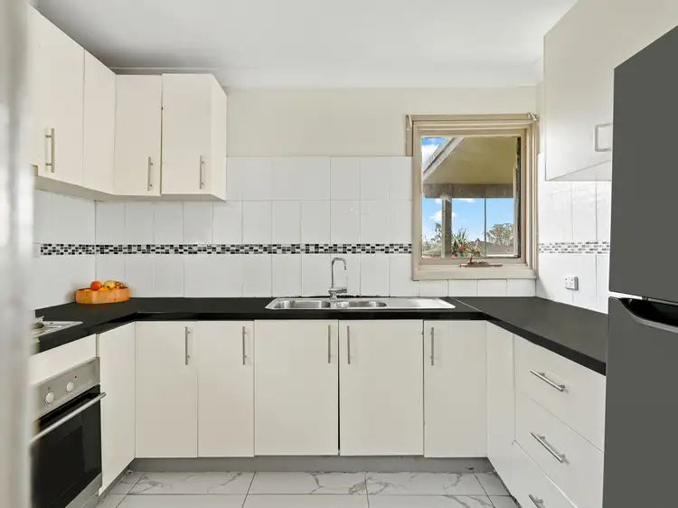 Fifth view of Homely house listing, 33 Tea Tree Crescent, Macquarie Fields NSW 2564