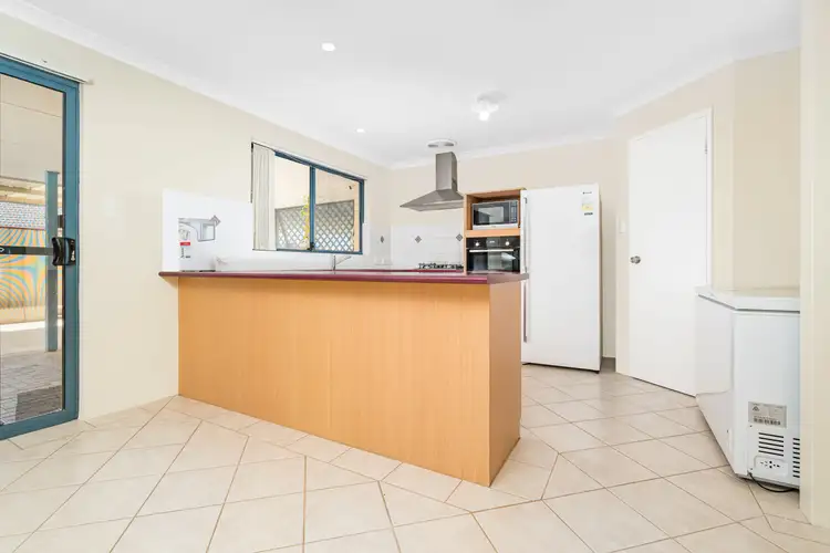 Fifth view of Homely house listing, 8 Tuta Court, Waggrakine WA 6530