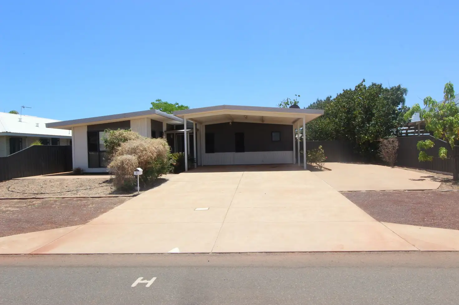 Main view of Homely house listing, 4 Plumegrass Way, Nickol WA 6714
